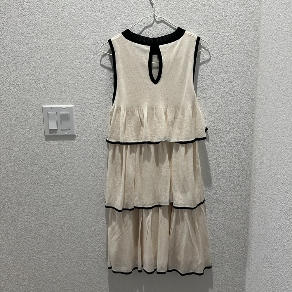 Zara Ruffled Dress with Bow - Picture 6 of 10